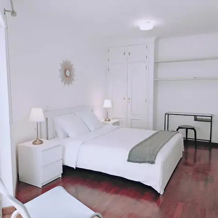 בית הארחה Cozy & Air Conditioning & Large קסקאיס