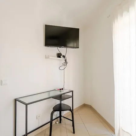 בית הארחה Cozy & Air Conditioning & Large קסקאיס