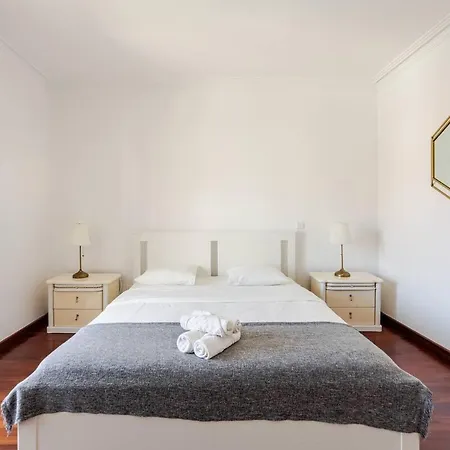 Cozy & Air Conditioning & Large בית הארחה קסקאיס