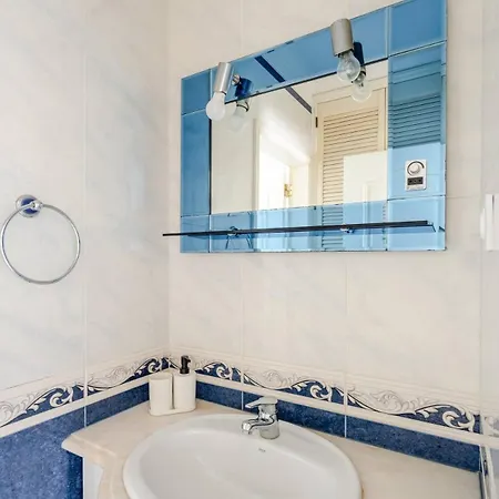 בית הארחה Cozy & Air Conditioning & Large