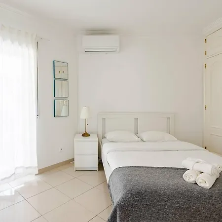 Cozy & Air Conditioning & Large *