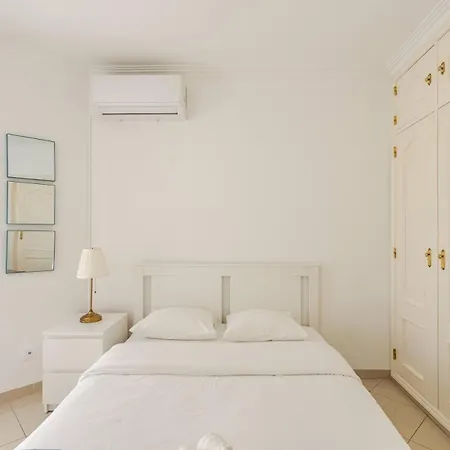 Cozy & Air Conditioning & Large *