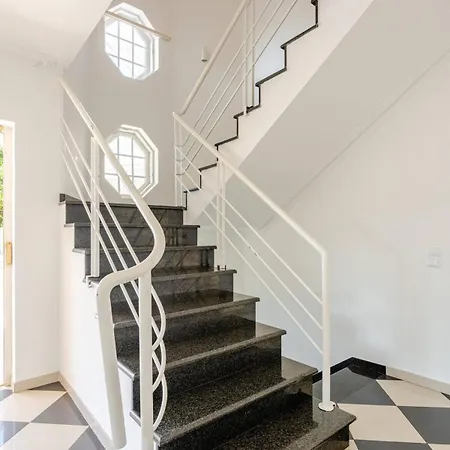 Cozy & Air Conditioning & Large Cascais