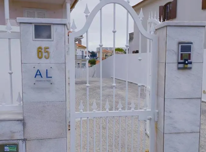 게스트하우스 Cozy & Air Conditioning & Large 카스카이스