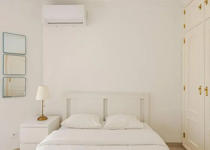 Cozy & Air Conditioning & Large *